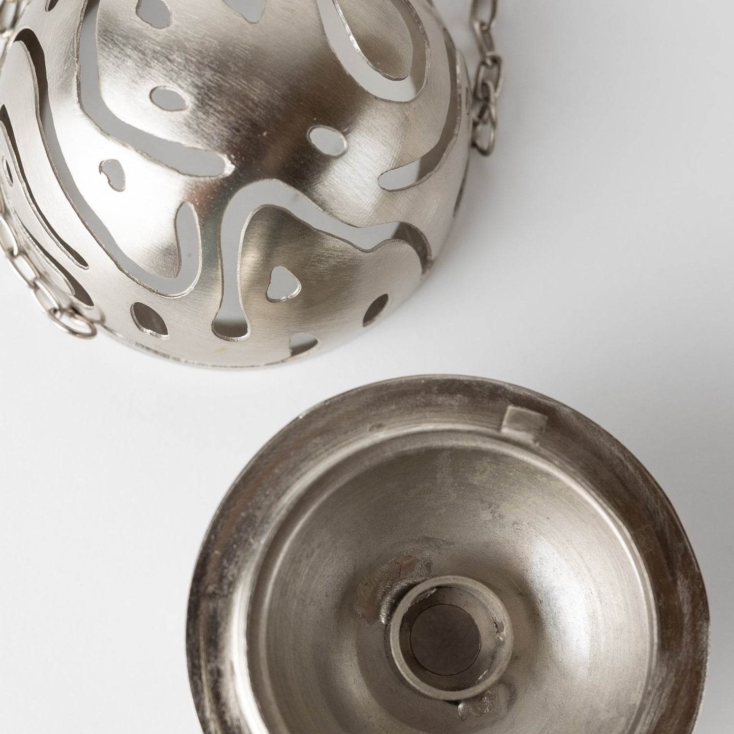 Incense holder hanging sphere iron 3D silver