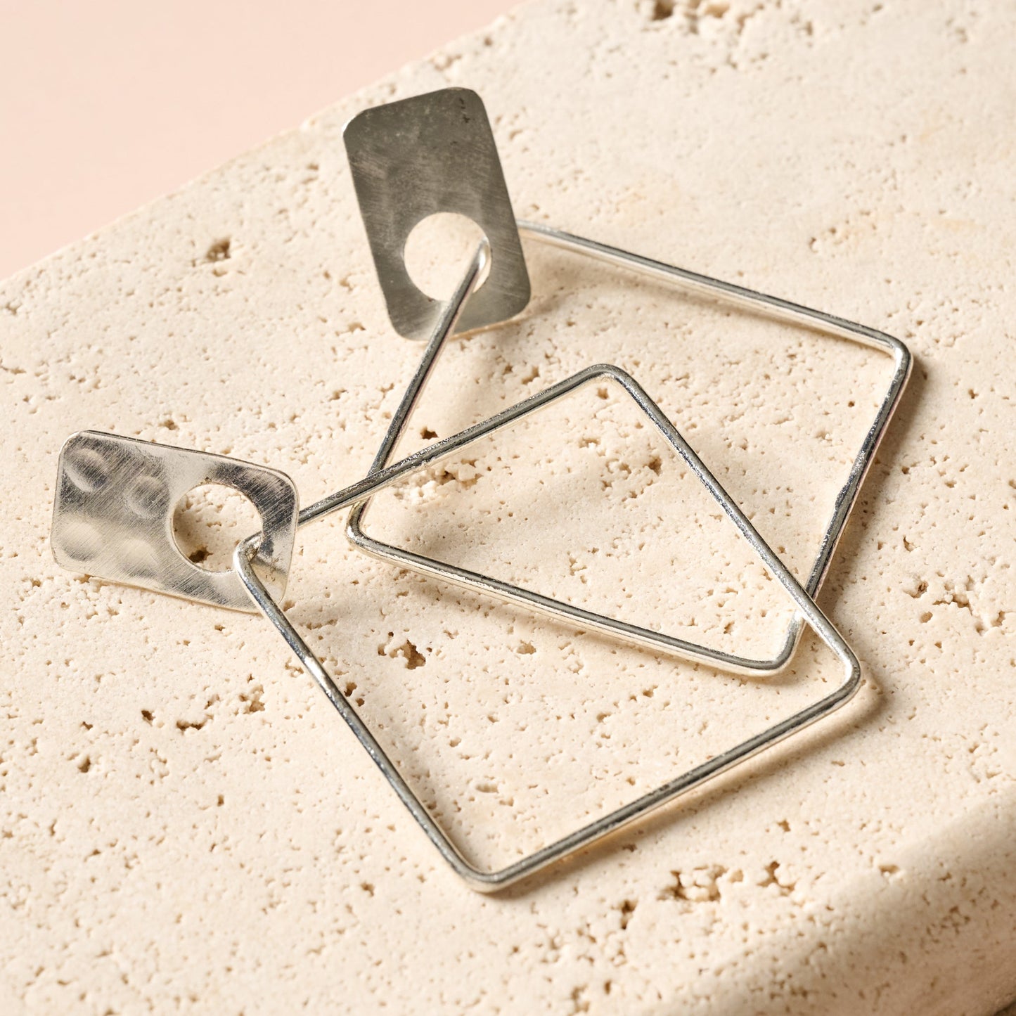 Earrings drop assymetrical sq brass 2.5L silver