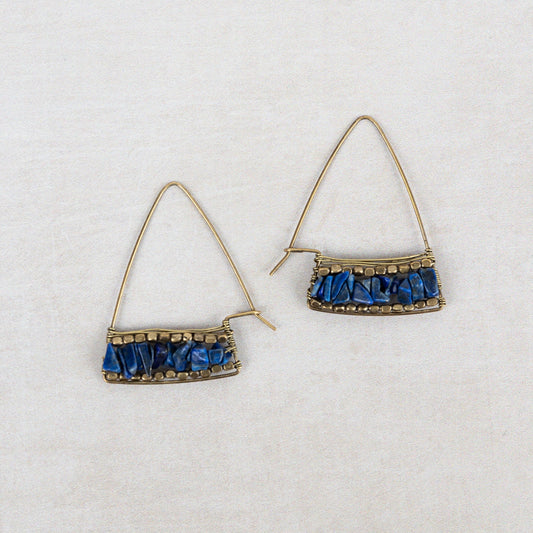 Earrings triangle wire lapis/brass 1.5L br/blue