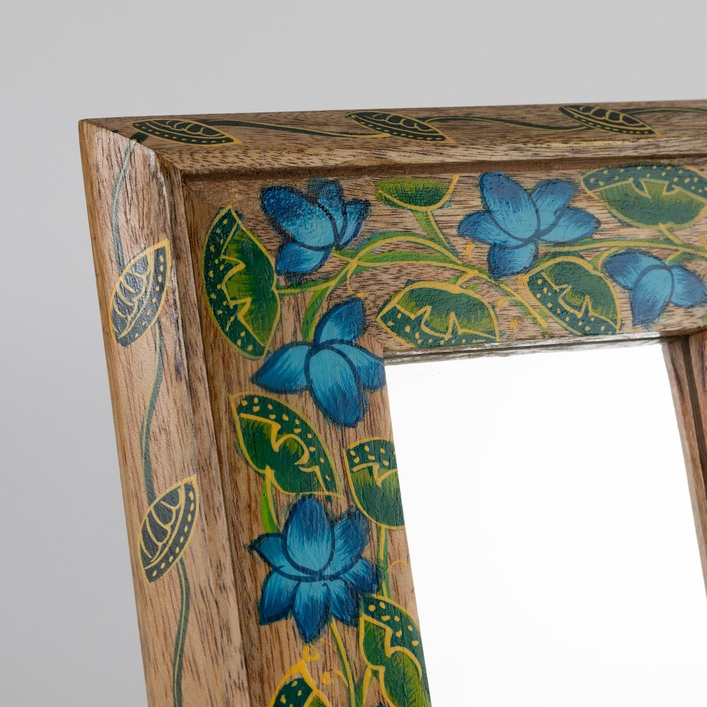 Mirror pntd flrl mango wd 8.5Wx10.5H nat/blu/grn