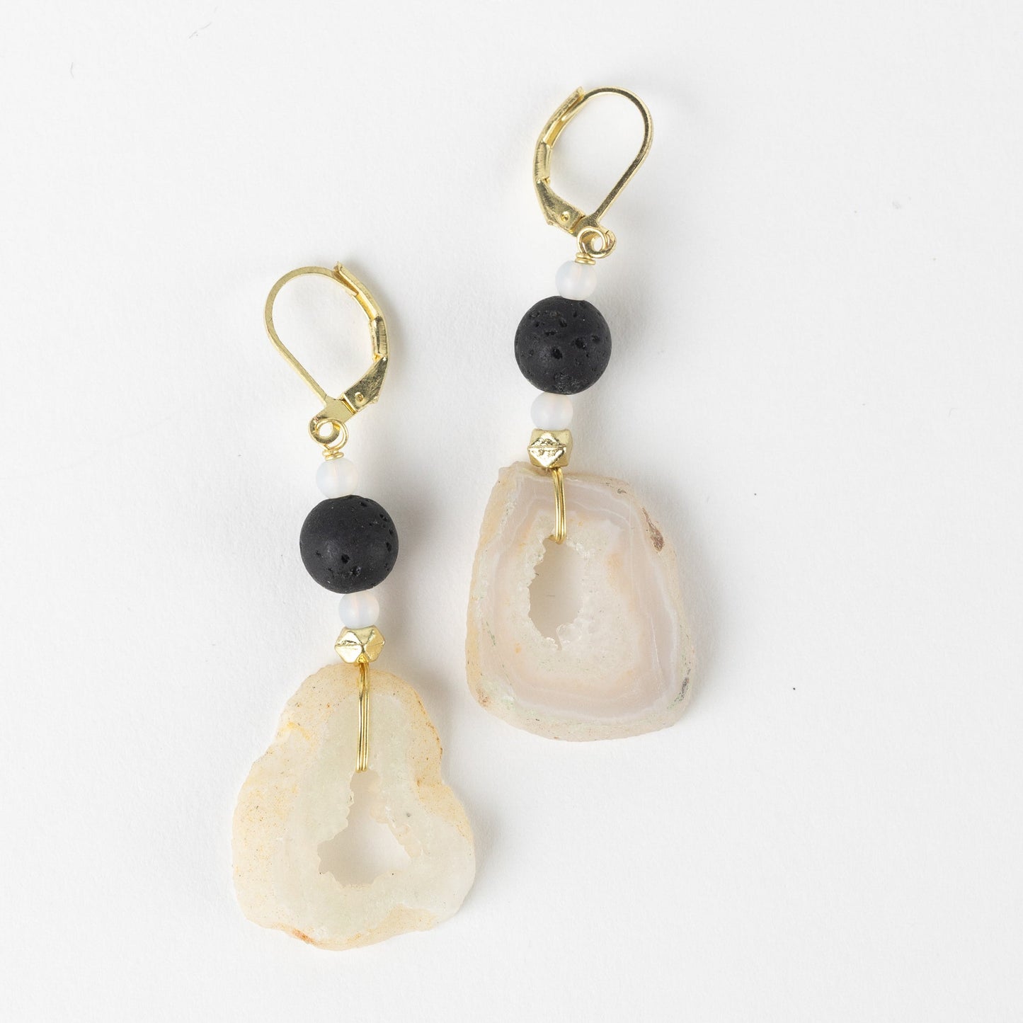 Earrings dangle druzy stone/brss 2.5L ivory/gray