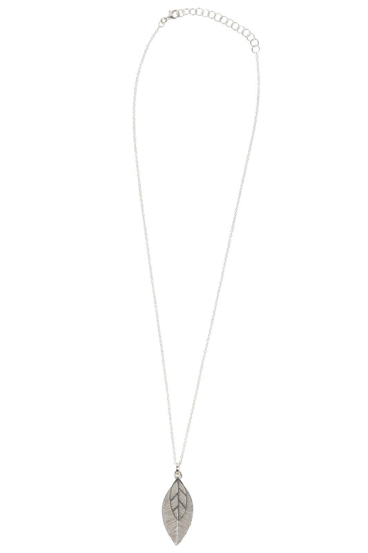 Necklace layered leaves filigree strlg 19L silv