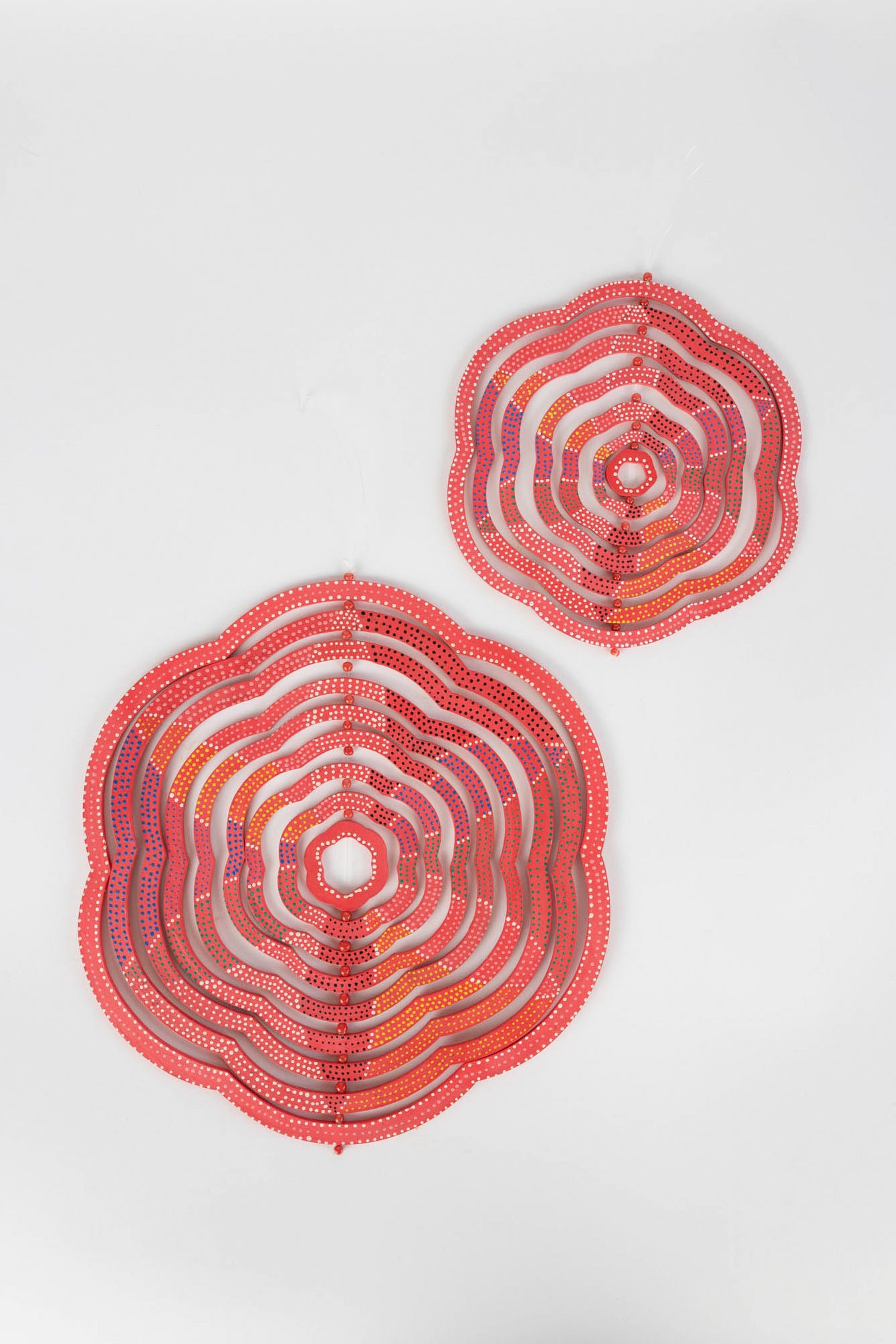 Wind spinner M dimensional MDF 8D red/multi