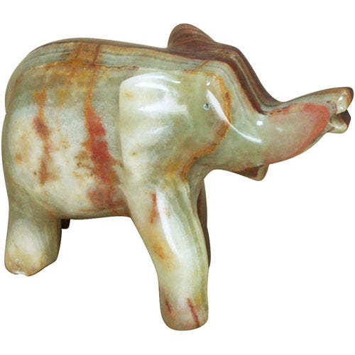 Eleph onyx trunk up 4x3