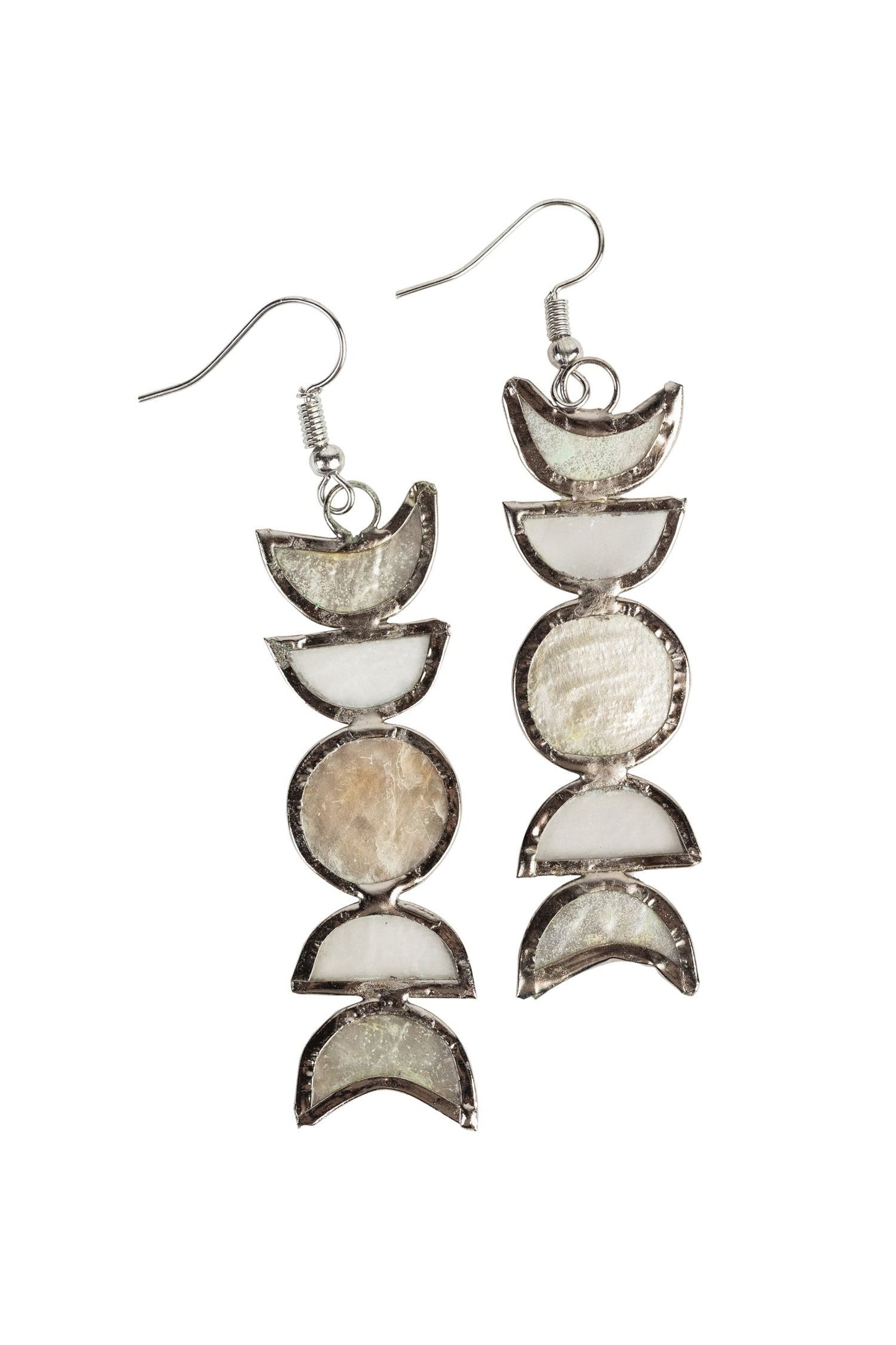 Earring moon phases capiz/metal 2.75L nat/silv