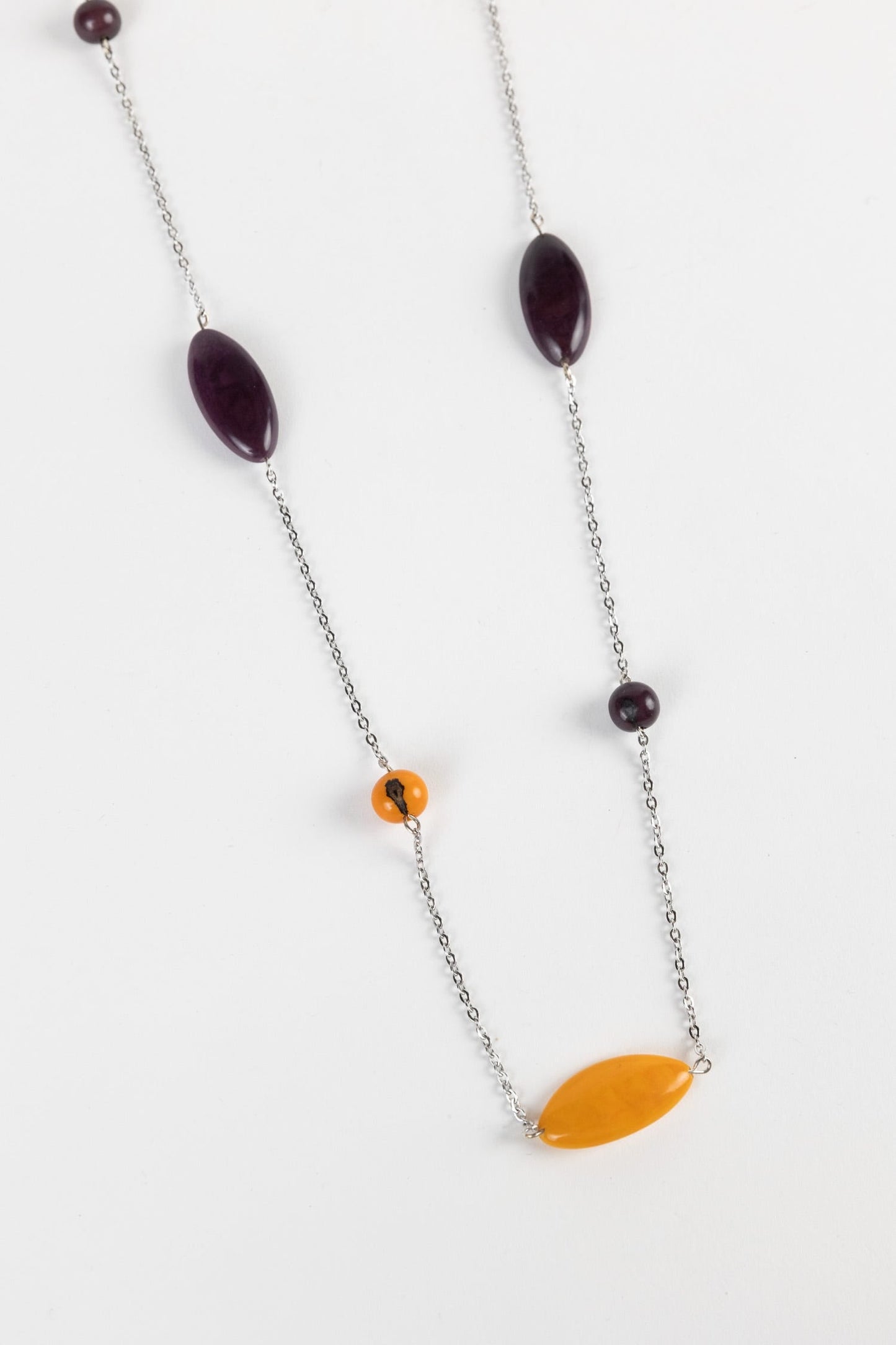 Necklace chn linked sm/lg beads tagua 37L prpl/yel