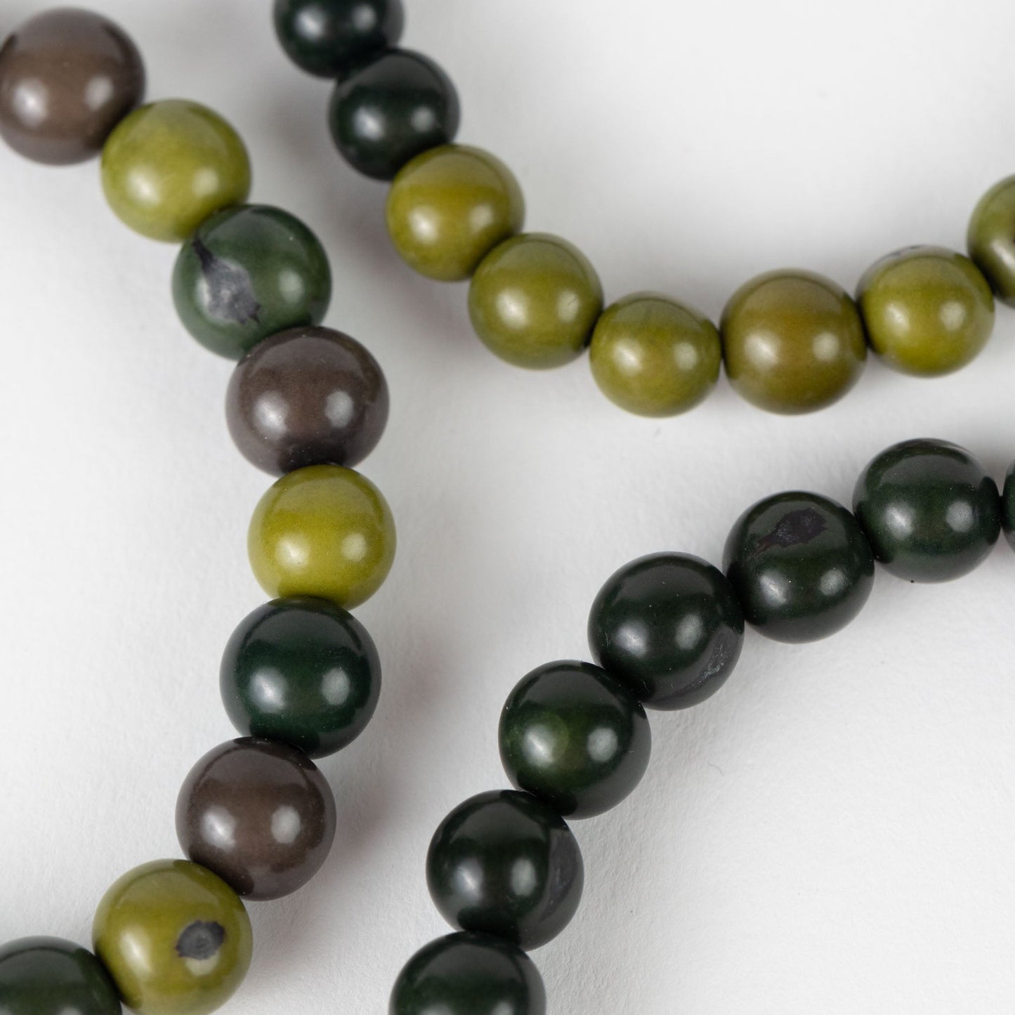 Bracelet set/3 stretchy acai beads greens