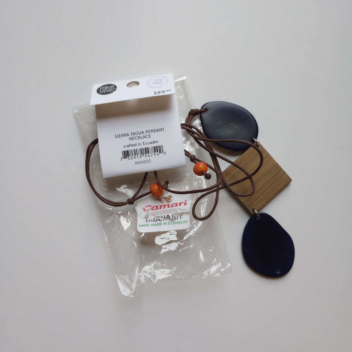 Necklace triple pend tagua/bamboo 15D navy/brown