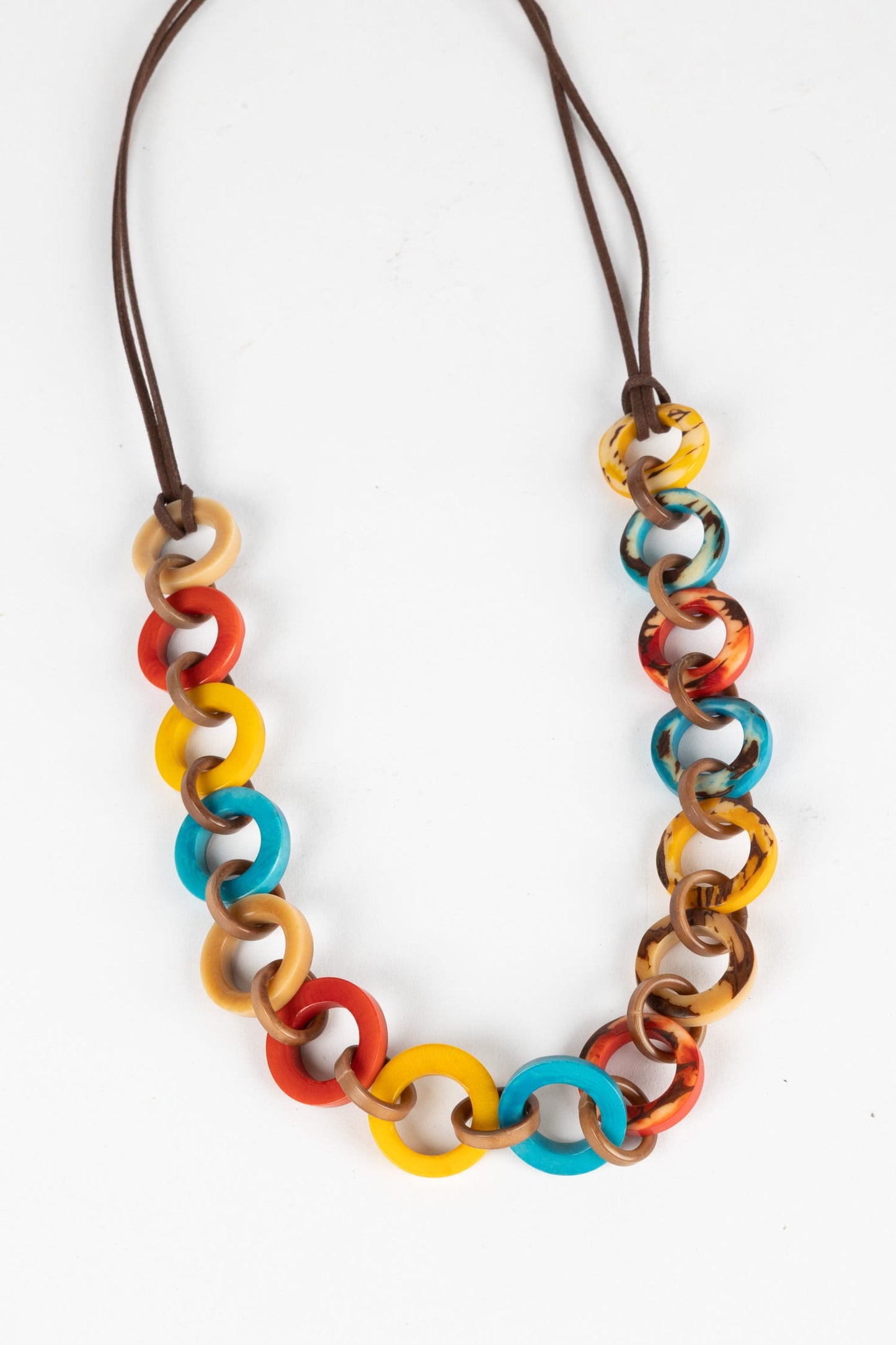 Necklace circle links tagua/leather multi/brn
