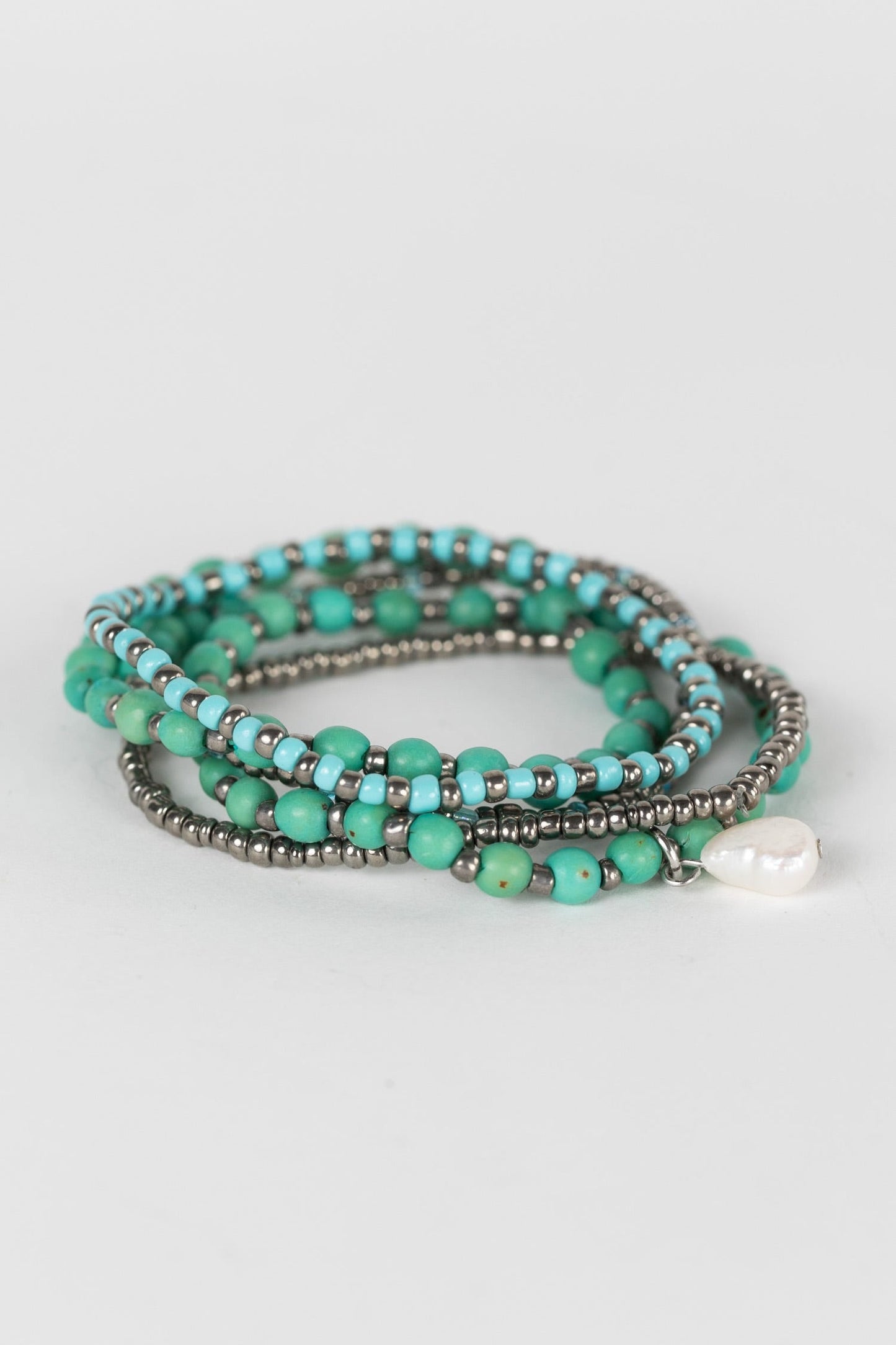 Bracelets s/5 w/pearl seeds/beads aqua/silv