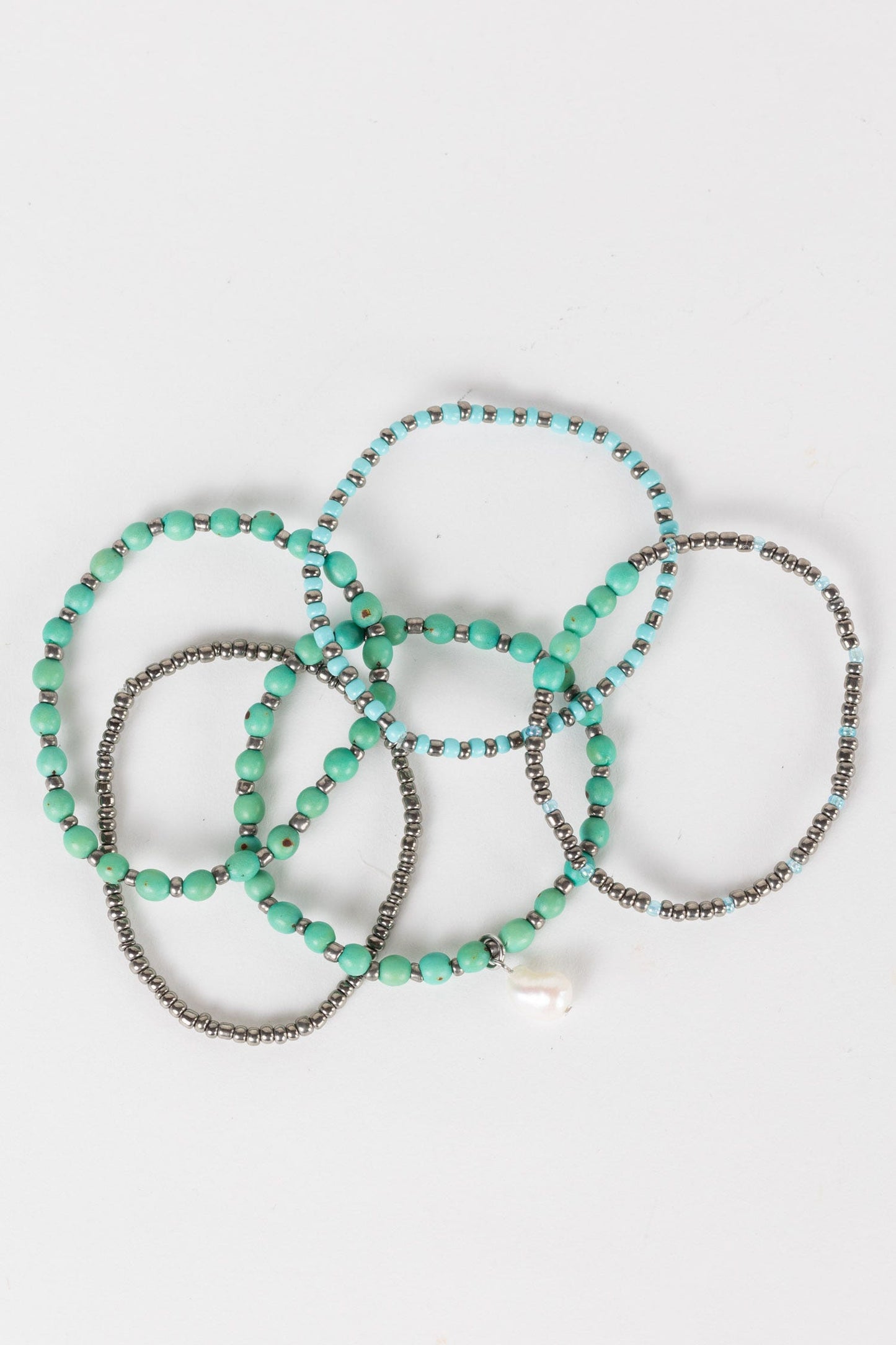 Bracelets s/5 w/pearl seeds/beads aqua/silv