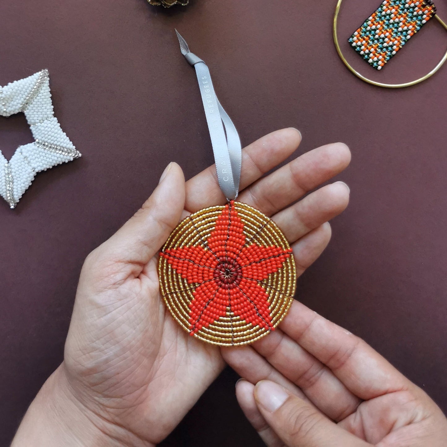 Ornament MADE51 Blossoms of Hope 2.5D bded circle