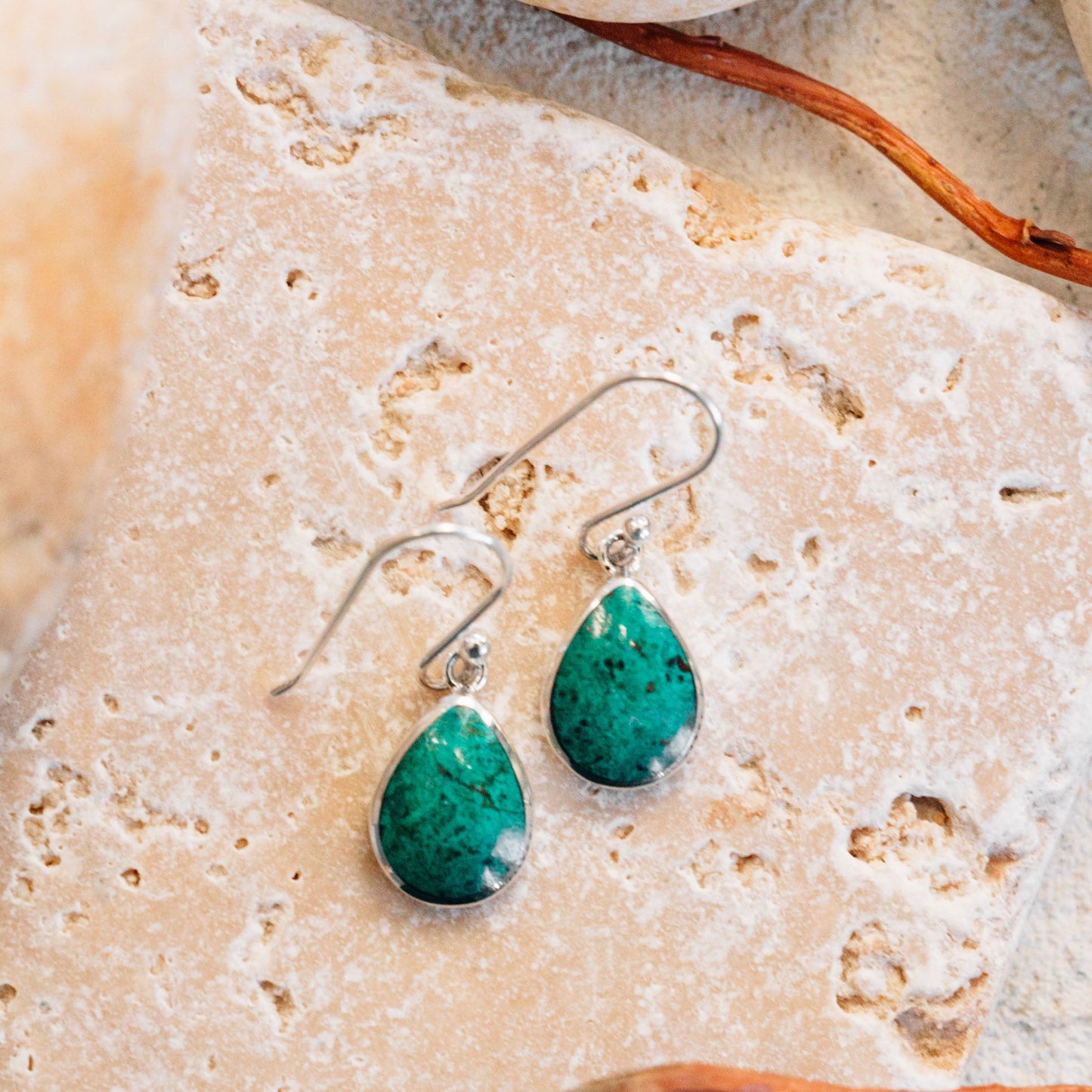 Earrings teardrop chrysocolla/strlg 1.25L silv/grn