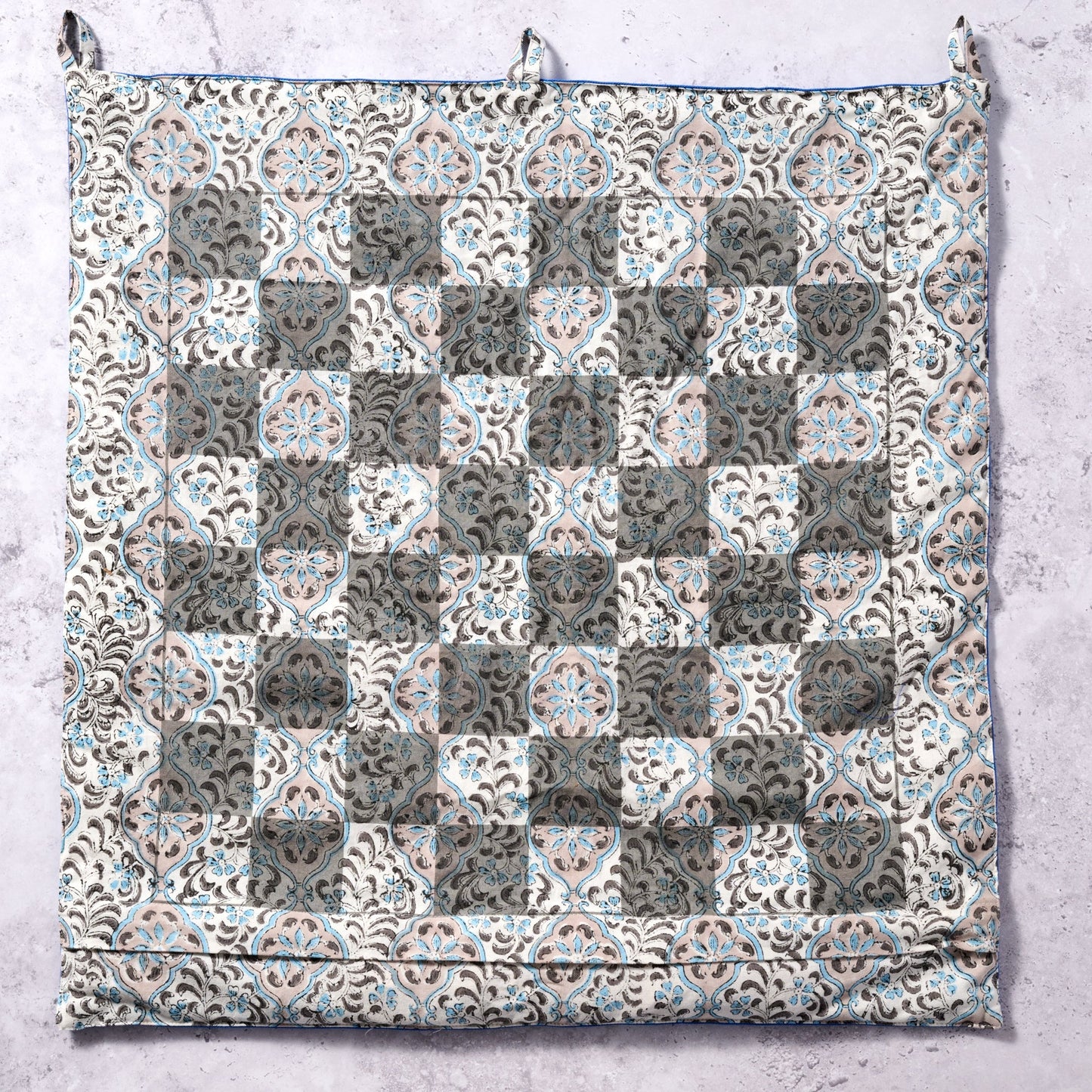 Wall hanging game set cotton/wood 24x25 blu/brn