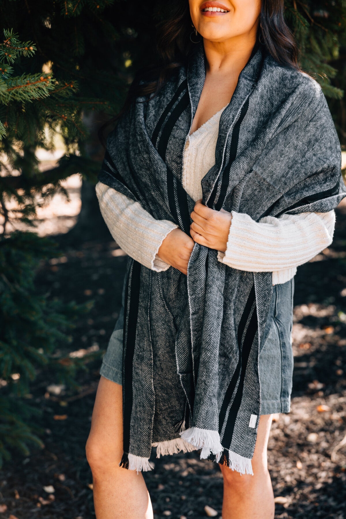 Scarf edge stripes fog acrylic 80Lx19 gray/black