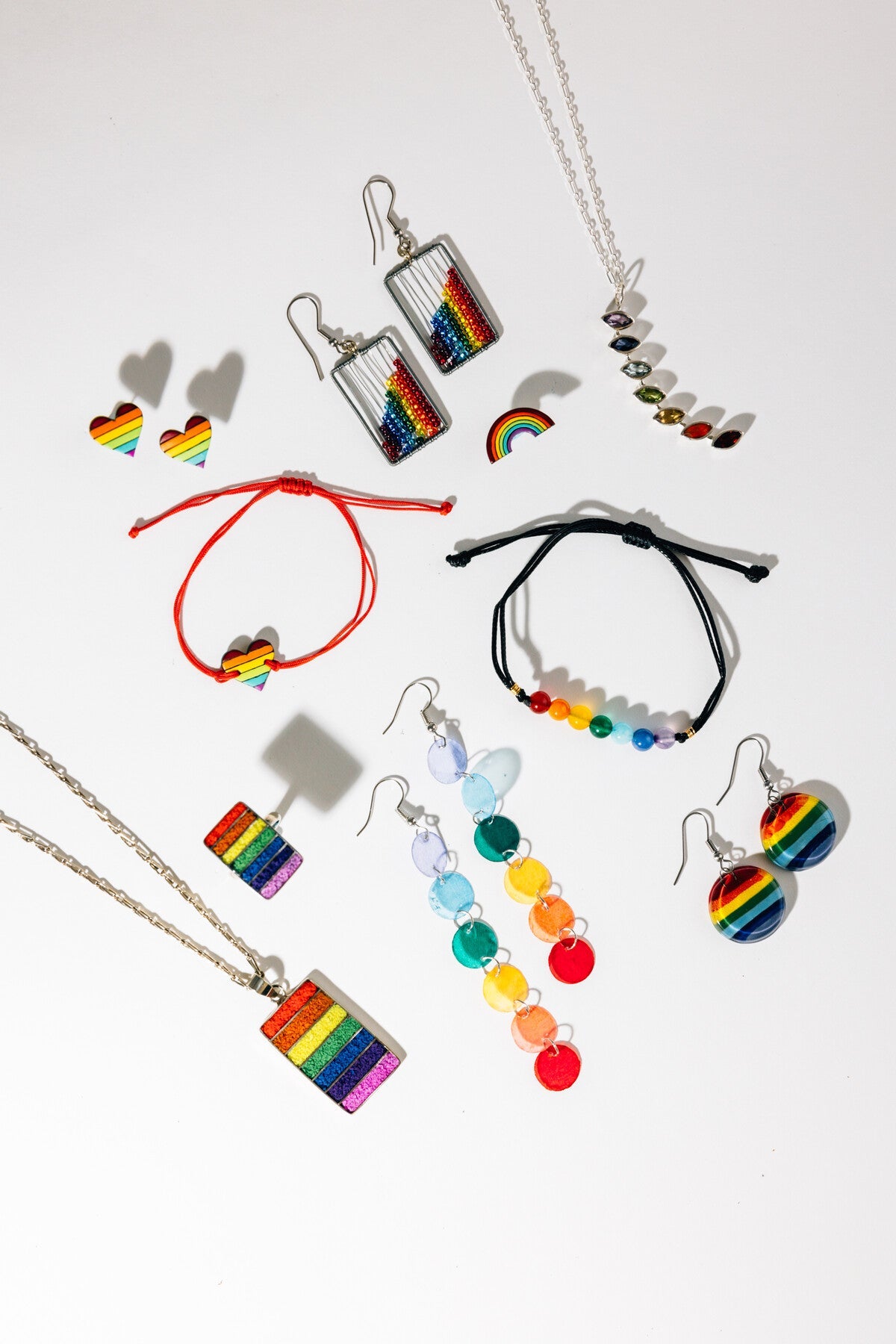 Earrings circle rainbow glass .75Dx1.5L multi